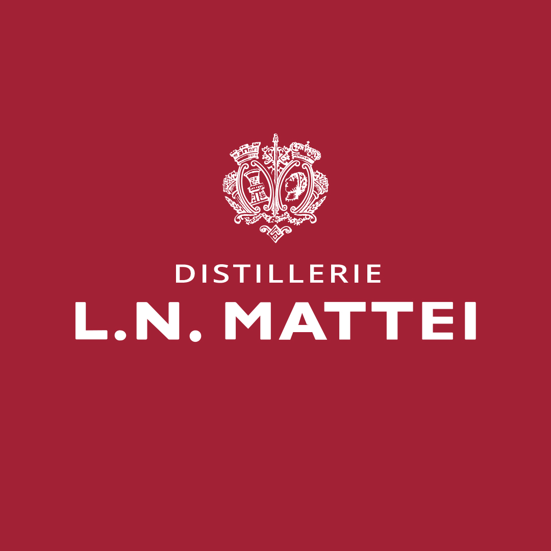 Cap Corse - Commandez ligne Mattei en Distillerie rouge Mattei 